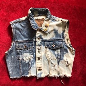 Vintage distressed Levi’s vest